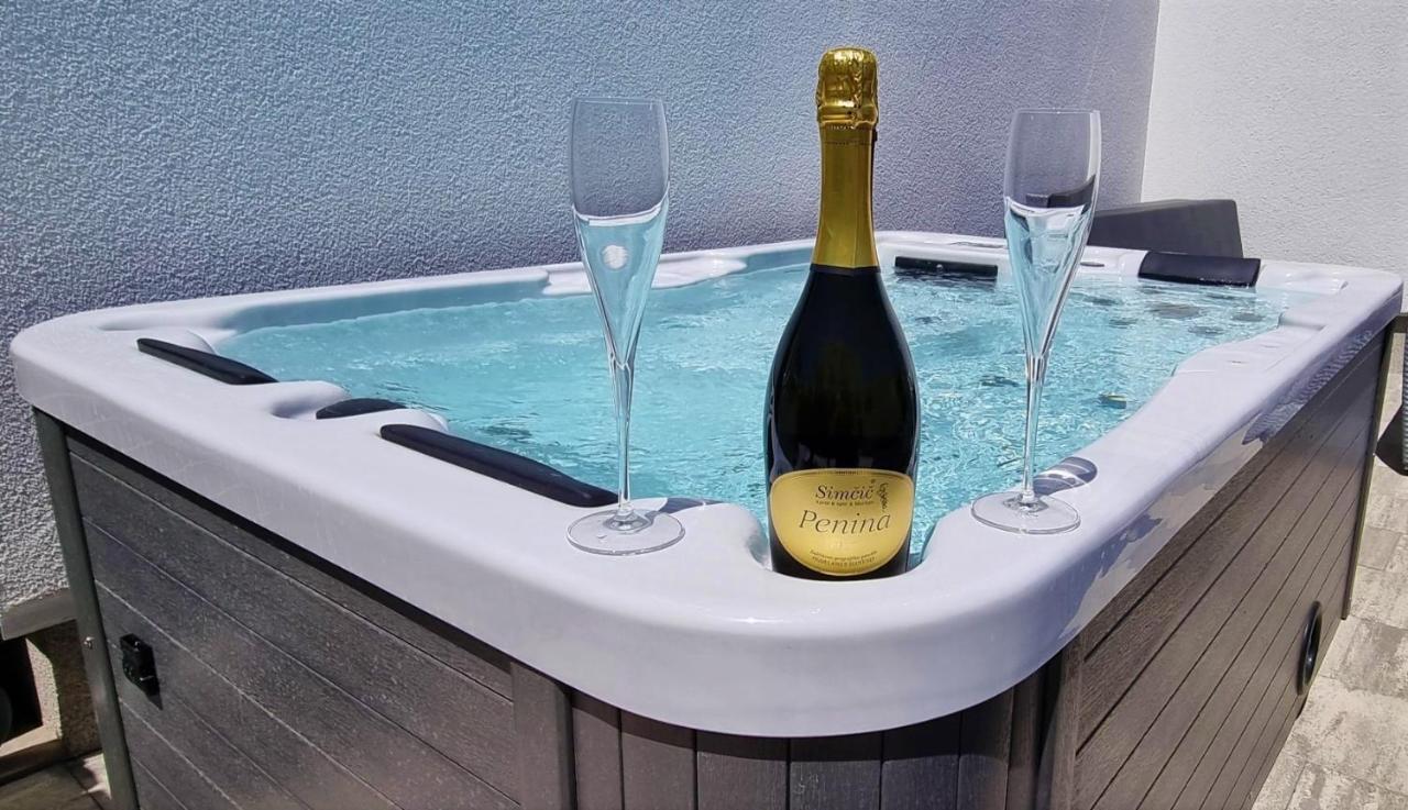 Bartol Luxury Apartments Krk Croatia, With Own Hot Tub - Whirlpool Krk Town Exterior foto